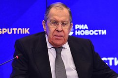 «Не сомневаюсь, что поймут». Лавров разъяснил сигнал Путина о поставках оружия Украине и предупредил об ответе Москвы